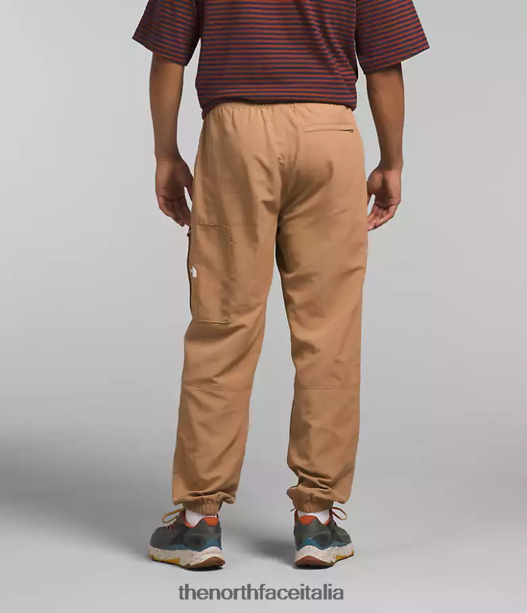 The North Face vestiario 460N8D491 burro di mandorle uomini pantaloni facili in nylon tnf